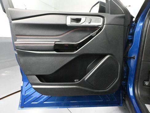 Used 2022 Ford Explorer ST-Line image 18