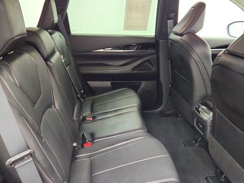 Used 2025 INFINITI QX60 Pure AWD/4WD image 24