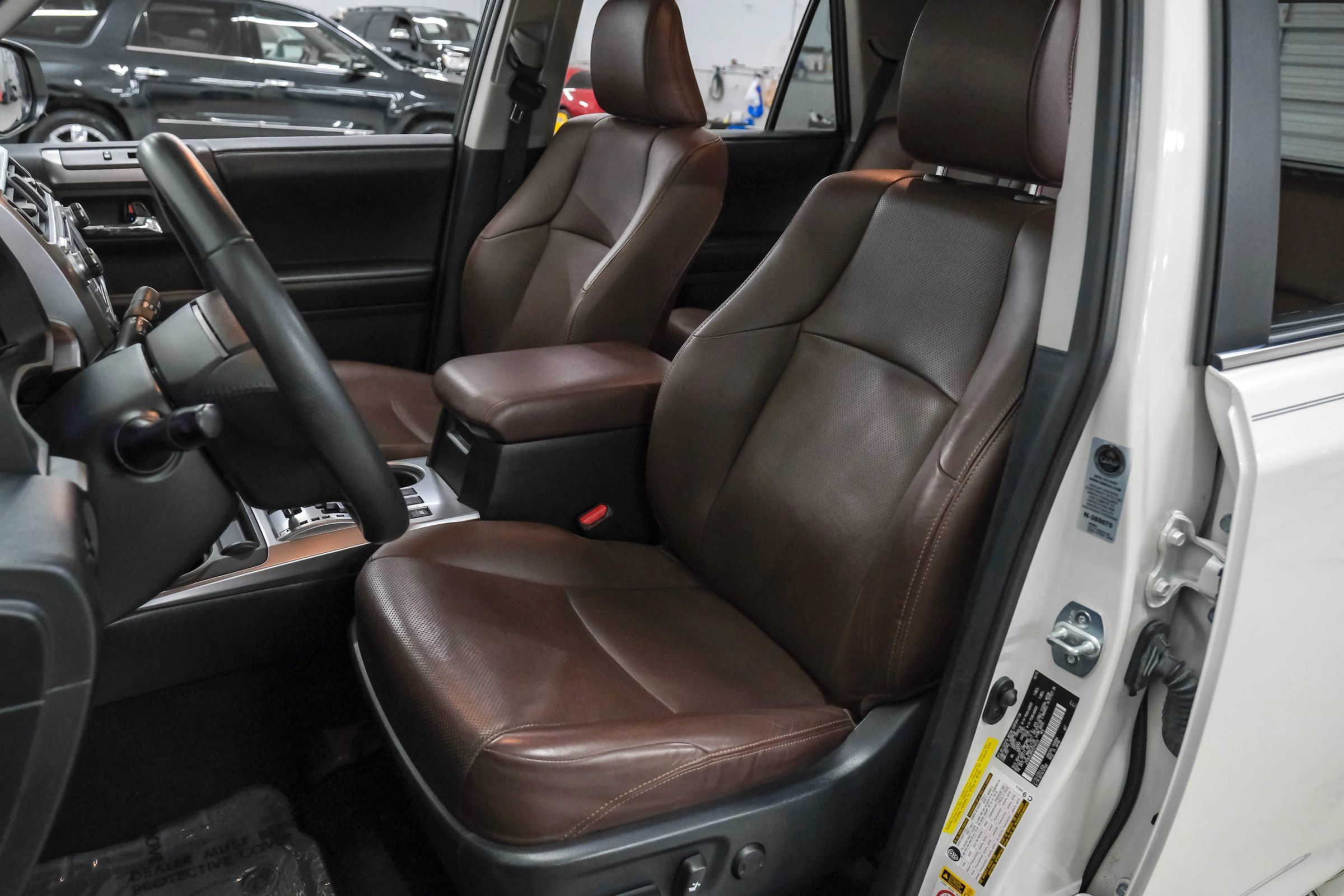 Used 2016 Toyota 4Runner Limited AWD/4WD image 27