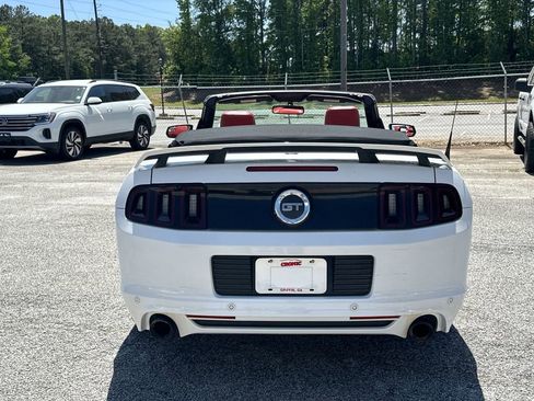 Used 2014 Ford Mustang GT Premium image 4