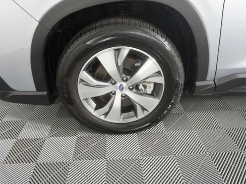 Certified 2025 Subaru Ascent Premium AWD/4WD image 16