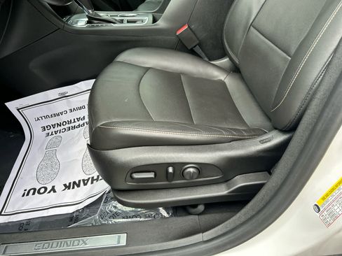 Used 2019 Chevrolet Equinox Premier image 11