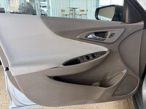 Used 2023 Chevrolet Malibu LS image 20