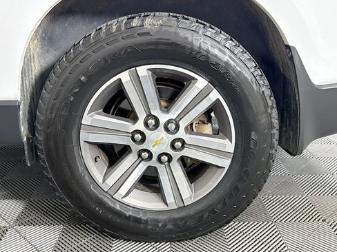 Used 2017 Chevrolet Traverse LT AWD/4WD image 34