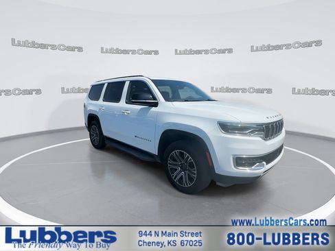 Used 2025 Jeep Wagoneer Series II w/ 8-Passenger Seating Package AWD/4WD image 2