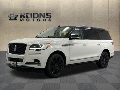 Used 2023 Lincoln Navigator L Black Label image 1