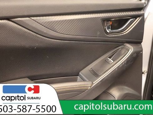 Used 2019 Subaru Crosstrek 2.0i Limited w/ Moonroof Package w/Navigation AWD/4WD image 27