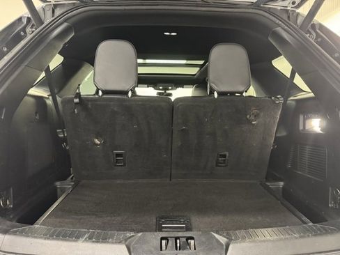 Used 2020 Ford Explorer ST image 36