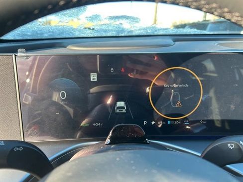 New 2026 Hyundai Ioniq 9 SEL image 13