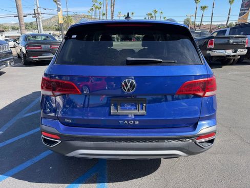Used 2024 Volkswagen Taos SE image 6