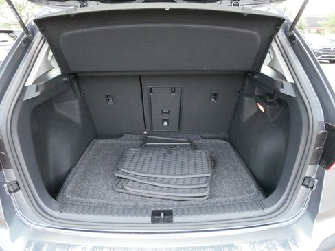Certified 2023 Volkswagen Taos S AWD/4WD image 18