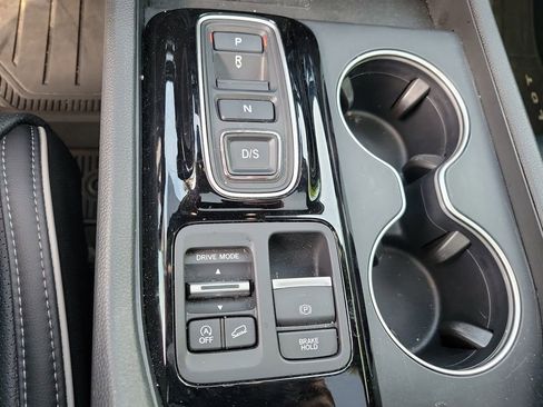 Certified 2025 Honda Pilot Elite image 39