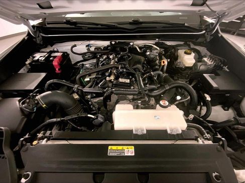 Used 2024 Toyota Tacoma SR w/ Towing Package AWD/4WD image 9