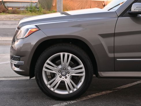 Used 2014 Mercedes-Benz GLK 350 2WD image 27