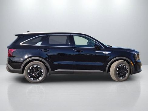New 2026 Kia Sorento S w/ S Panoramic Sunroof Package FWD image 4
