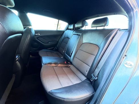 Used 2015 Kia Forte SX image 21