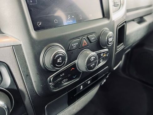 Used 2023 RAM 1500 Classic SLT w/ Electronics Group image 28