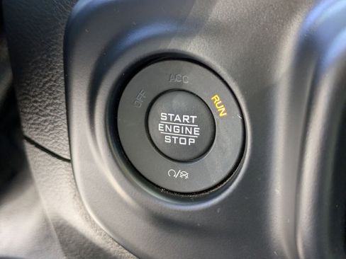 Used 2021 Jeep Gladiator Overland w/ Popular Equipment Package image 21