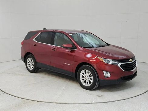 Used 2019 Chevrolet Equinox LT w/ Driver Convenience Package image 1