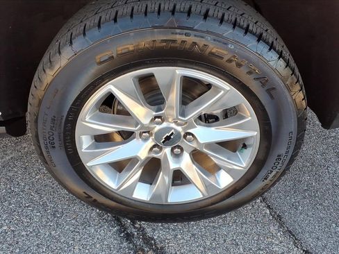 Used 2024 Chevrolet Tahoe Premier w/ Premium Package 2 image 12