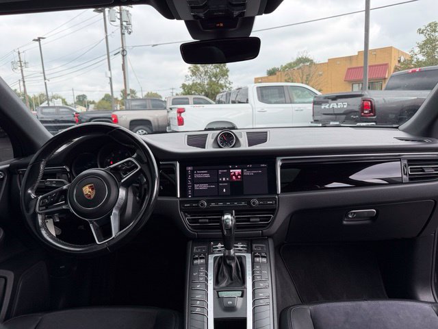 Used 2021 Porsche Macan AWD/4WD image 22