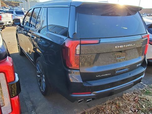 Used 2025 GMC Yukon Denali Ultimate image 9
