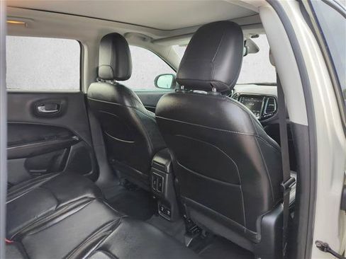 Used 2018 Jeep Compass Limited AWD/4WD image 22