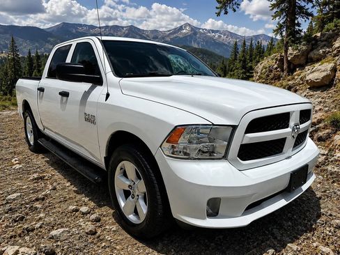 Used 2014 RAM 1500 Express RWD image 1
