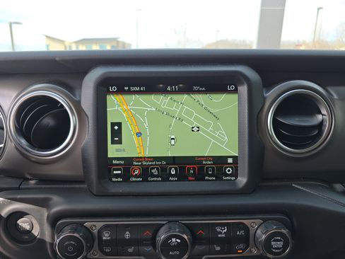 Used 2021 Jeep Gladiator Rubicon image 25