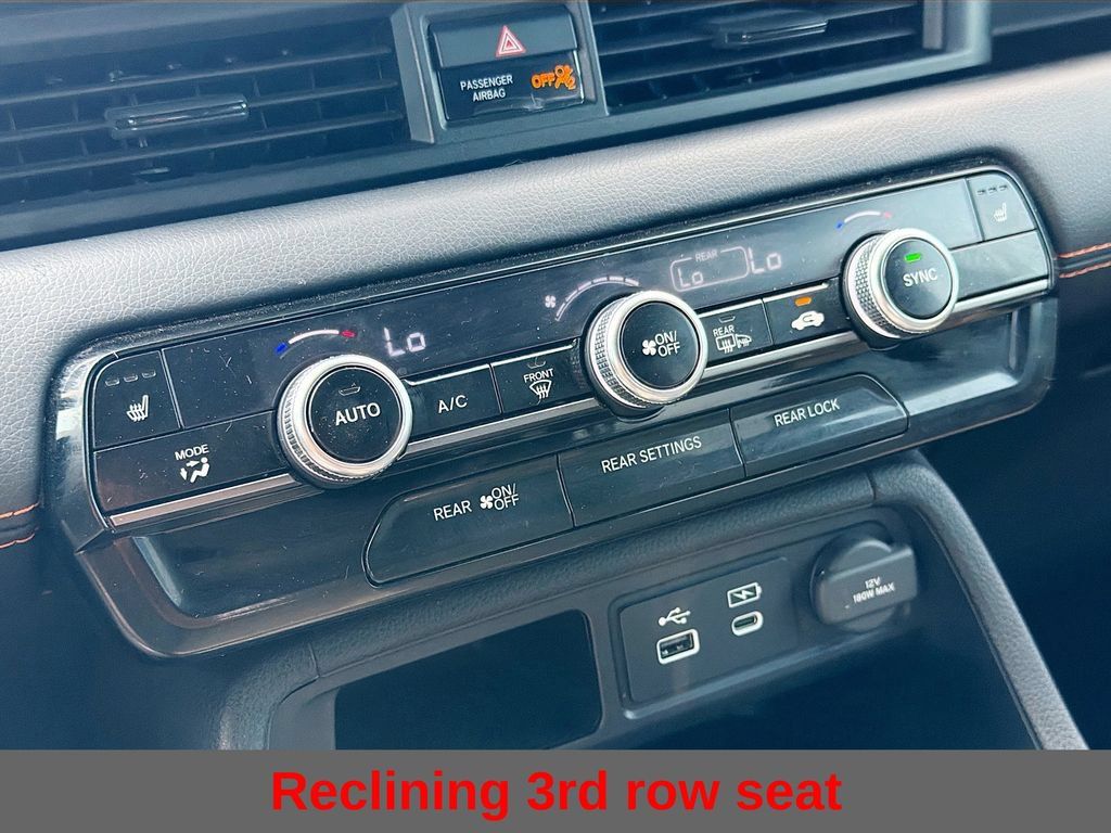 Used 2025 Honda Pilot TrailSport image 20
