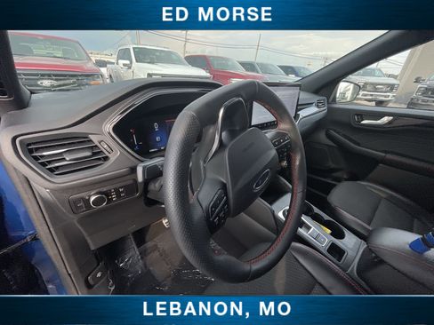 Used 2023 Ford Escape ST-Line w/ Tech Pack #1 AWD/4WD image 10
