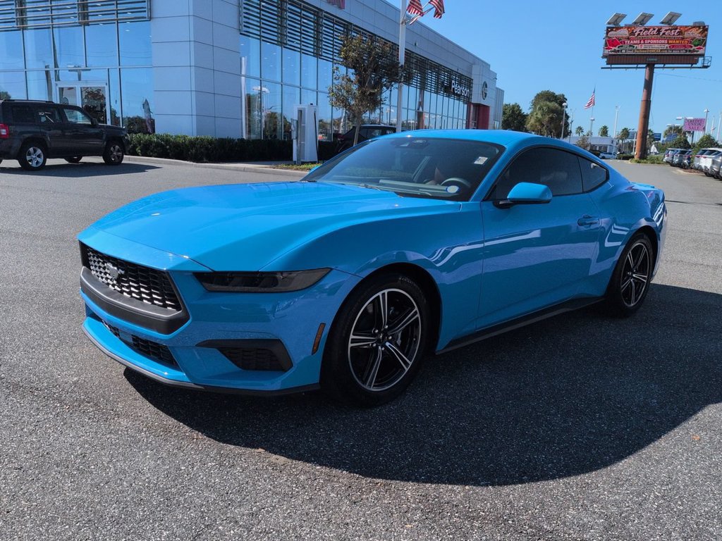 Used 2025 Ford Mustang Premium RWD image 8