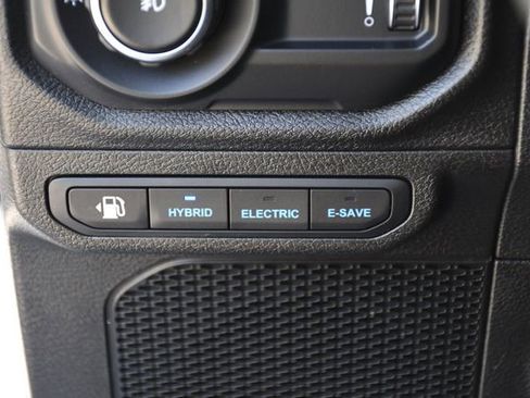 Used 2024 Jeep Wrangler Willys image 20