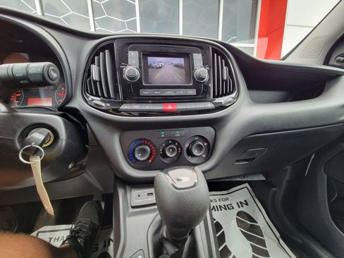 Used 2019 RAM ProMaster City Tradesman FWD image 13