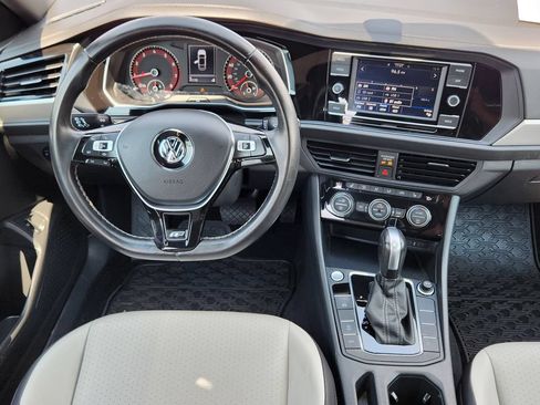 Used 2021 Volkswagen Jetta R-Line FWD image 30