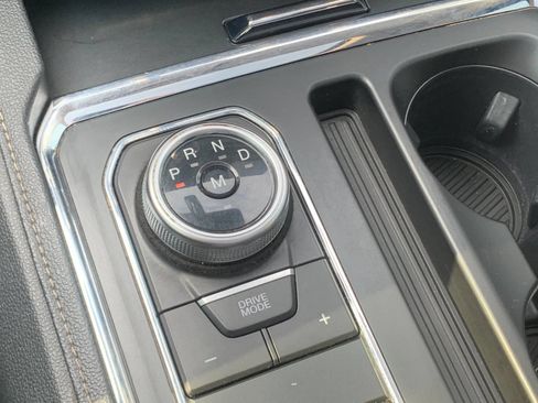Used 2023 Ford Expedition XLT RWD image 27