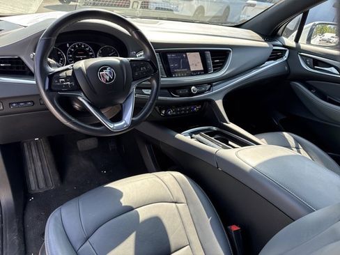 Used 2024 Buick Enclave Premium image 13