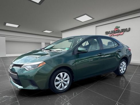 Used 2014 Toyota Corolla LE FWD image 5