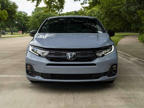 Used 2025 Honda Odyssey Sport-L image 3