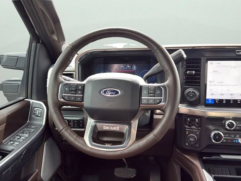 Used 2025 Ford F250 King Ranch AWD/4WD image 12