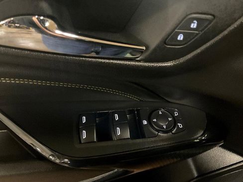 Used 2024 Chevrolet Trax ACTIV w/ Sunroof Package image 33