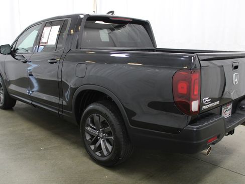 Used 2021 Honda Ridgeline Sport image 7