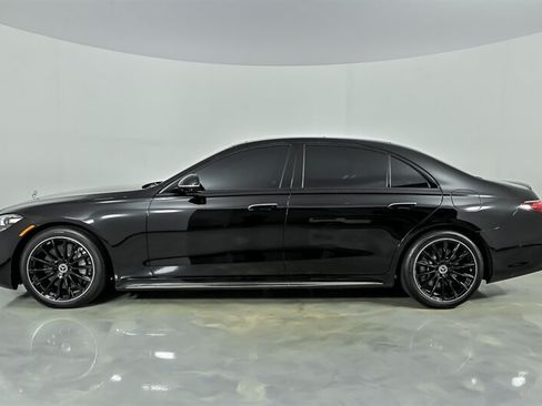 Used 2024 Mercedes-Benz S 580e 4MATIC Sedan image 7