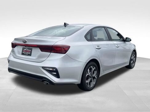 Used 2021 Kia Forte LXS FWD image 4