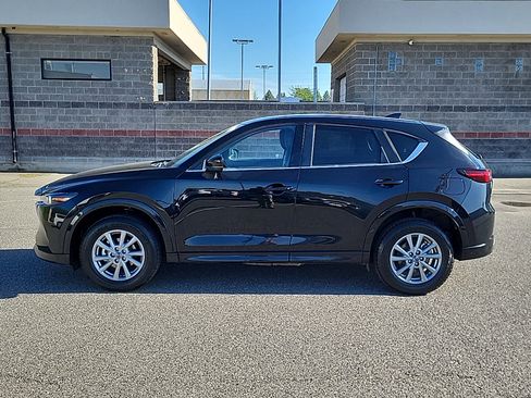 Used 2024 MAZDA CX-5 AWD 2.5 S w/ Select Package image 4