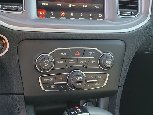 Used 2019 Dodge Charger GT RWD image 27