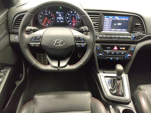 Used 2018 Hyundai Elantra Sport FWD image 22