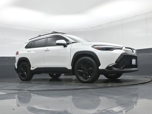 Used 2023 Toyota Corolla Cross XSE w/ Convenience Package image 50