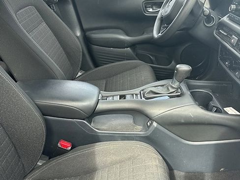 Used 2023 Honda HR-V LX image 10