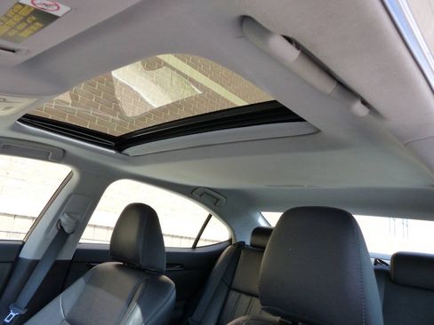 Used 2017 Lexus ES 350 FWD image 37